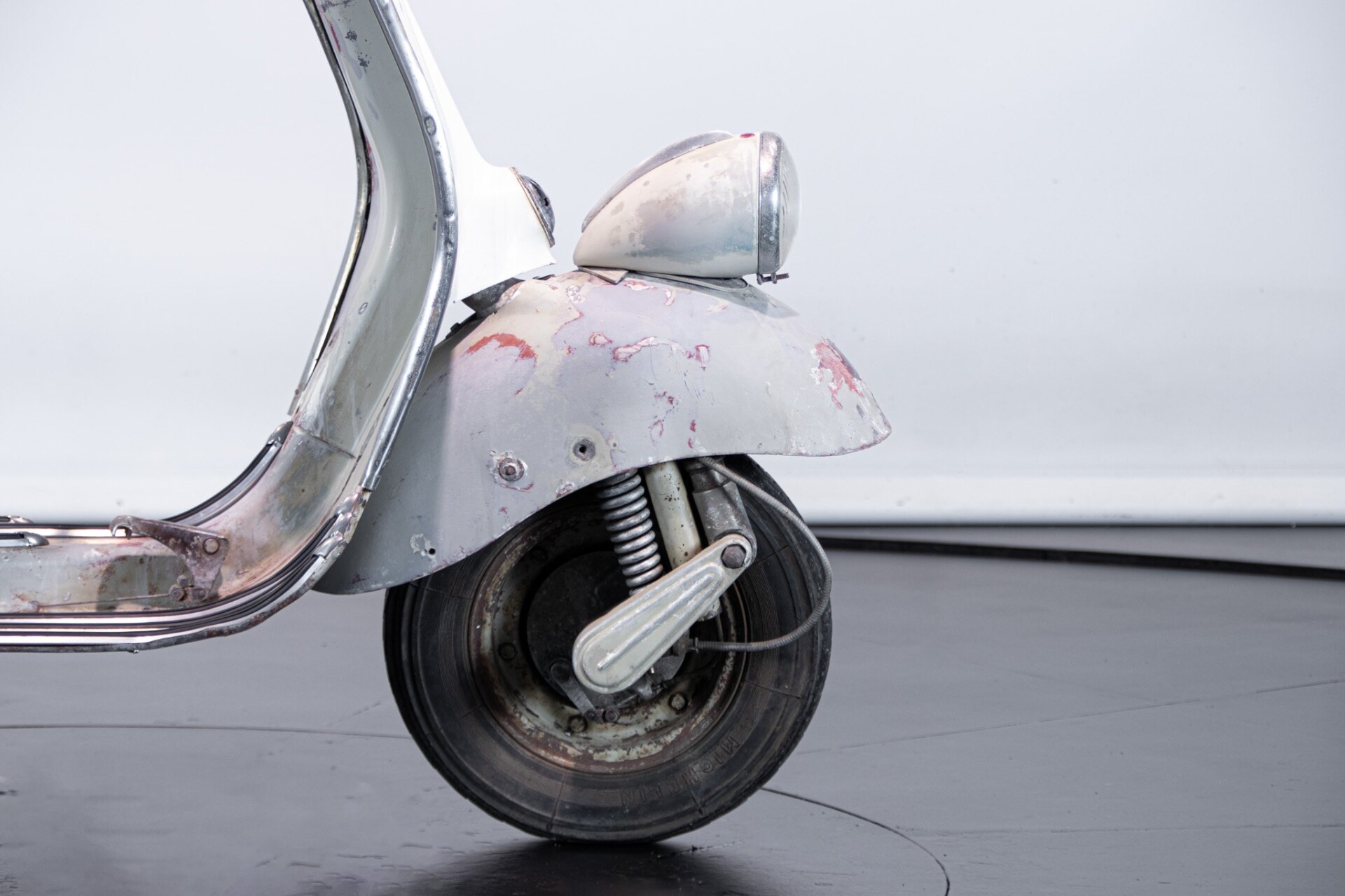 Piaggio VESPA 125 FARO BASSO 