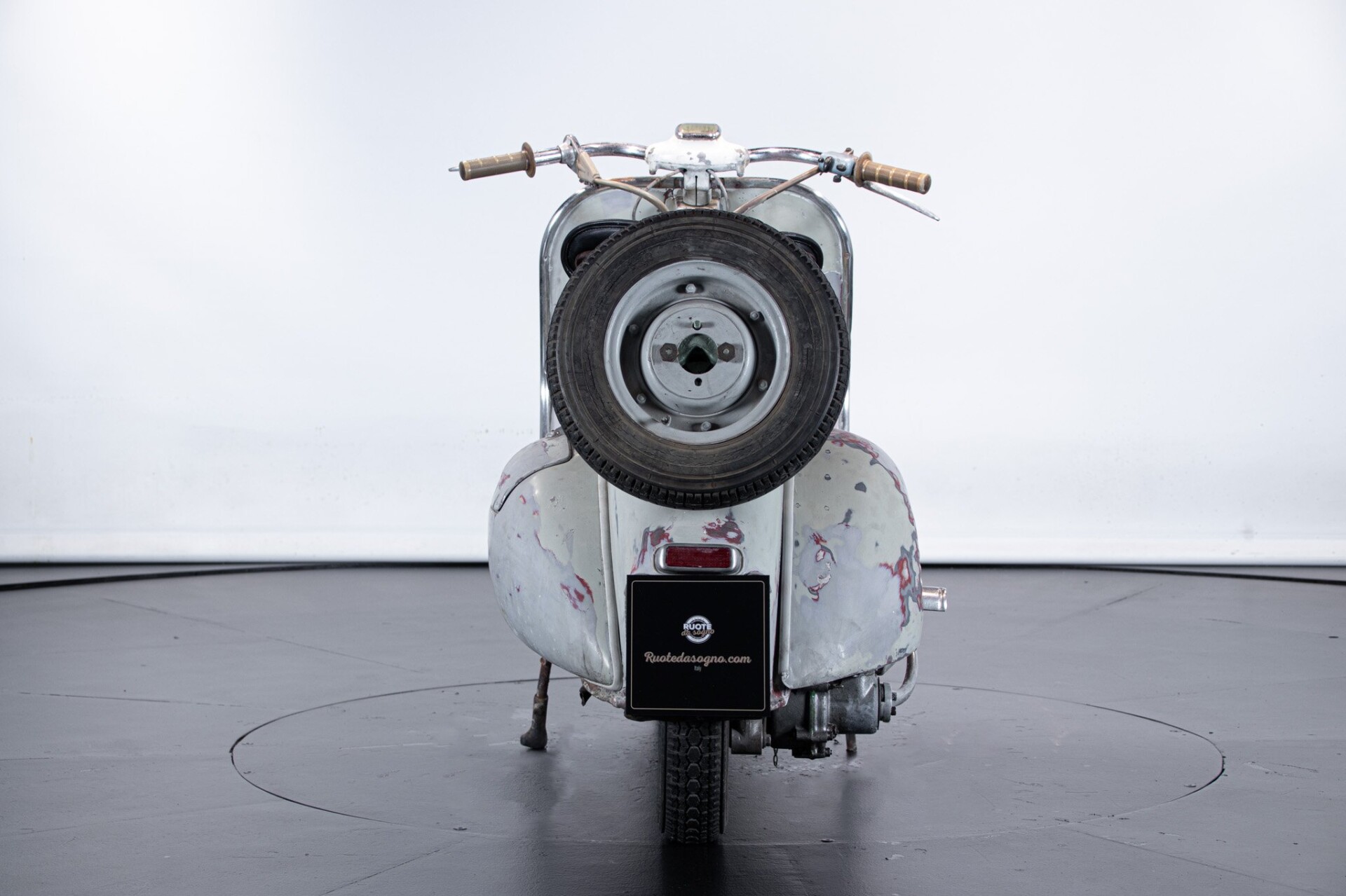 Piaggio VESPA 125 FARO BASSO 