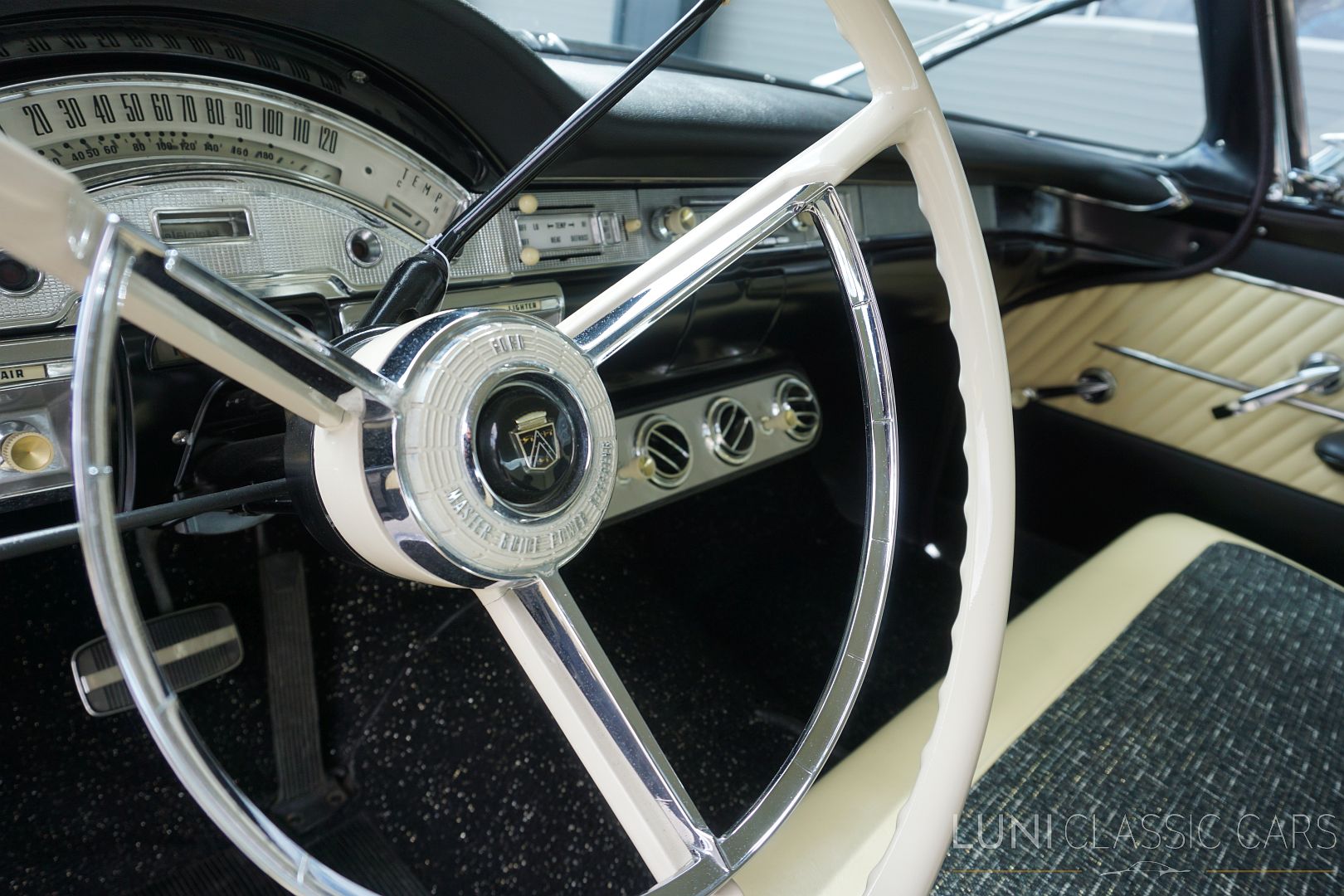 Ford Fairlane 500 Club Victoria