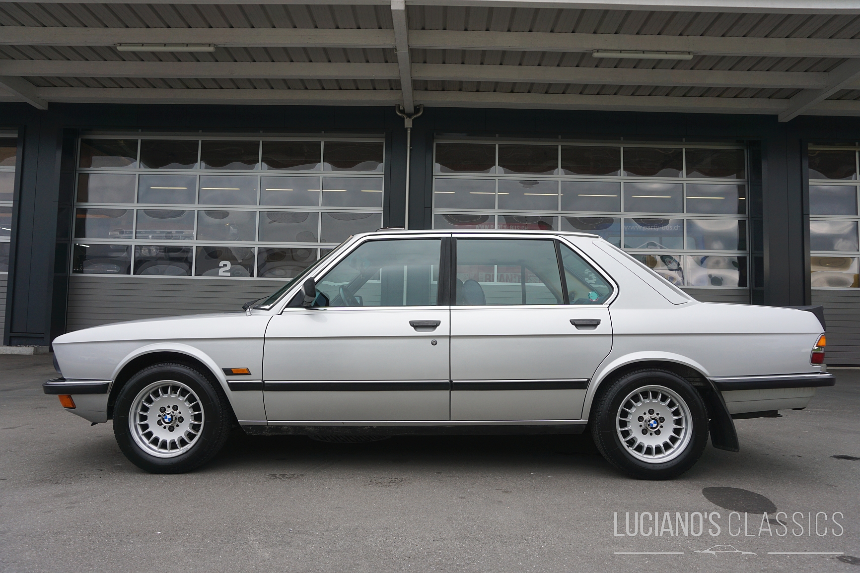 BMW 528i A 