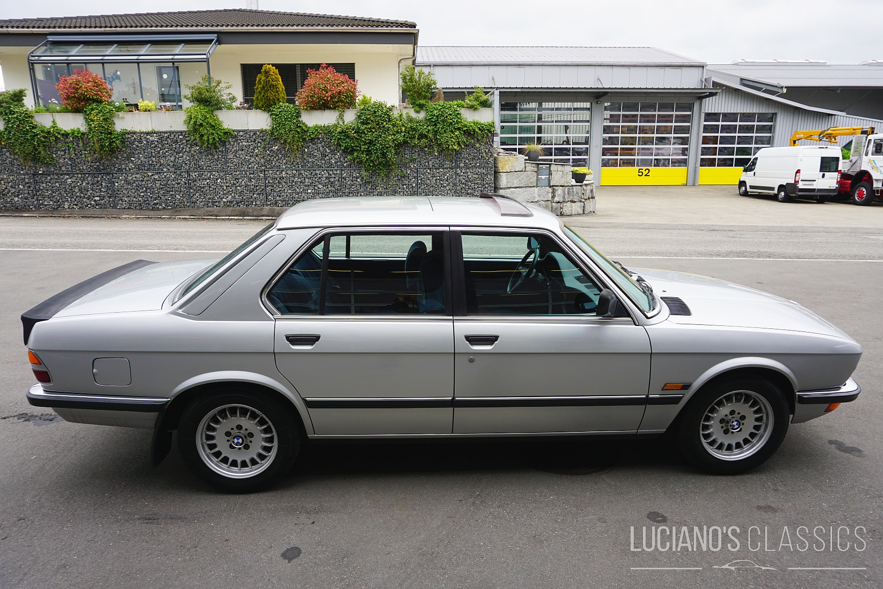 BMW 528i A 