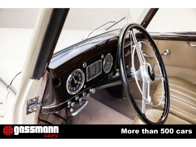 Mercedes Benz 220 B Cabriolet W187 