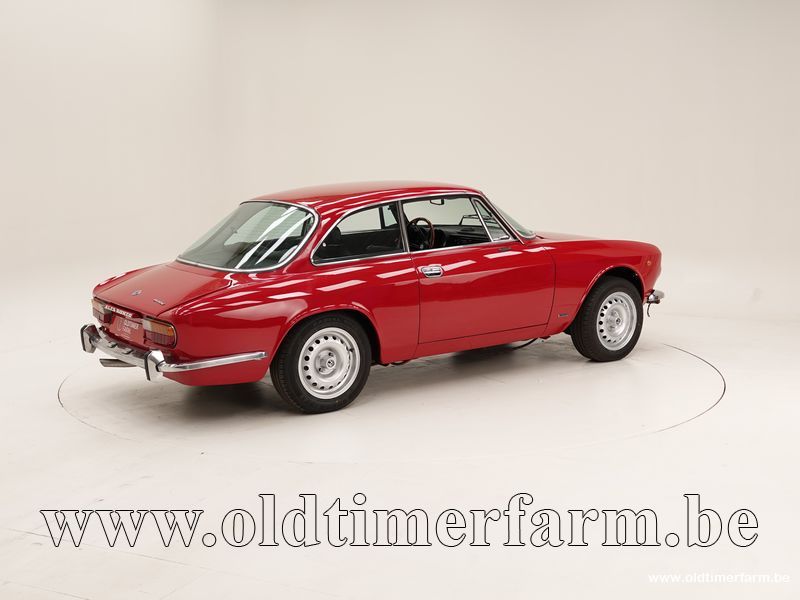 Alfa Romeo GTV 2000 Bertone \'76 