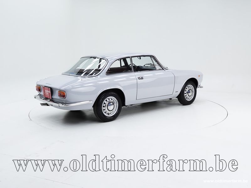 Alfa Romeo 1300 GT Junior \'71 