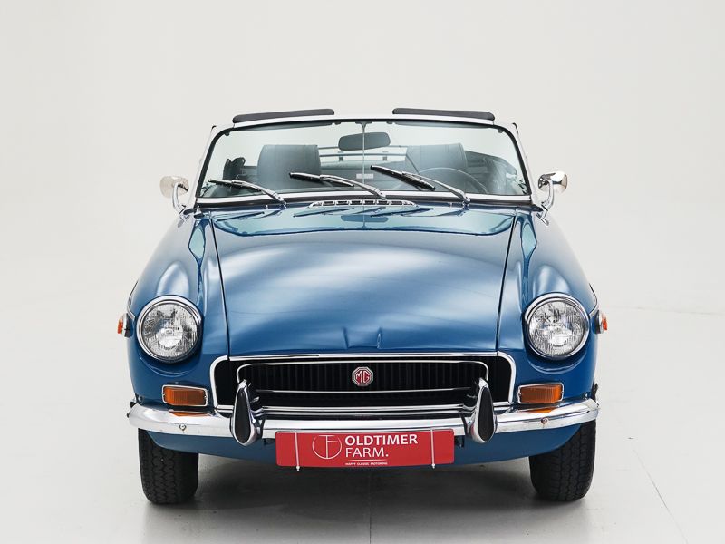 MG B \'72 
