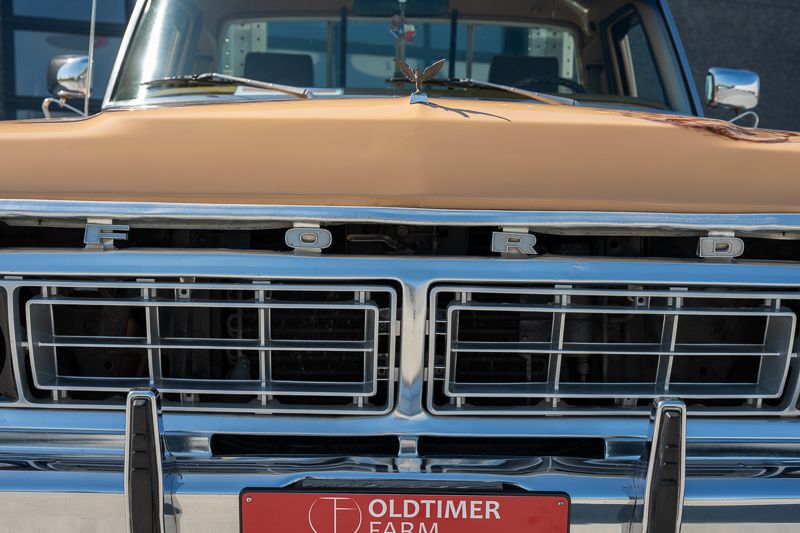 Ford F150 XLT Ranger V8 \'76 