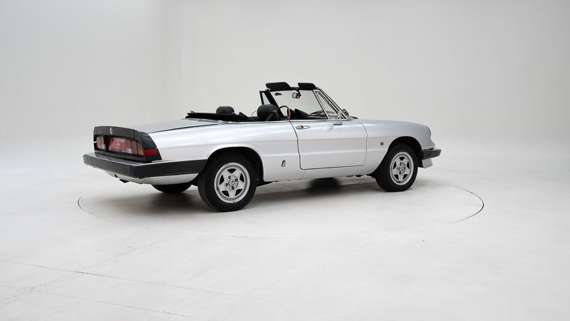 Alfa Romeo 2000 Spider 3 \'84 
