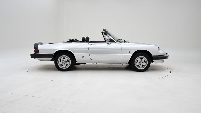 Alfa Romeo 2000 Spider 3 \'84 