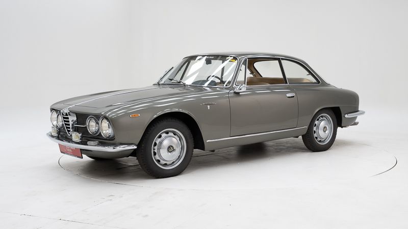 Alfa Romeo 2000 Sprint \'61 