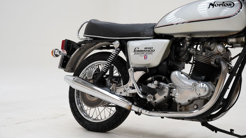 Norton Commando 850 \'75 