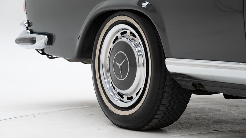 Mercedes Benz 280 SE 3.5 \'70 