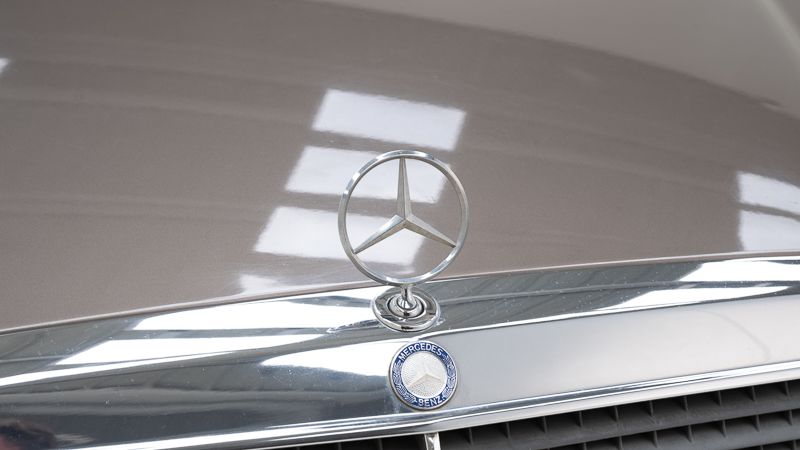Mercedes Benz 230 CE \'88 