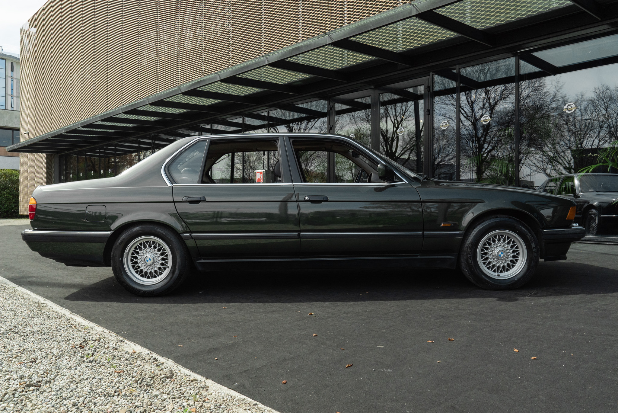 BMW 750 il 