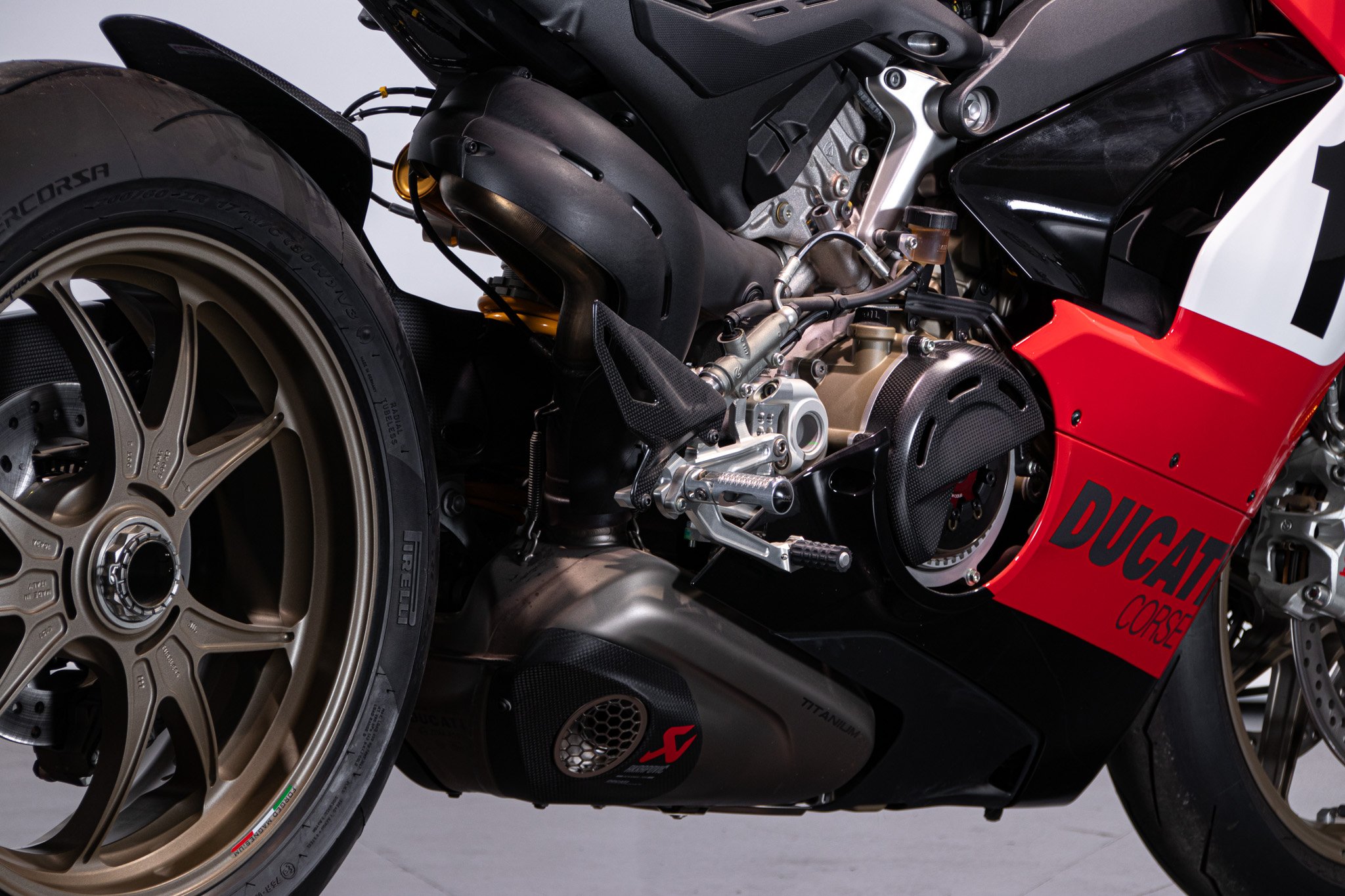 Ducati PANIGALE V4 25°ANNIVERSARIO 916 