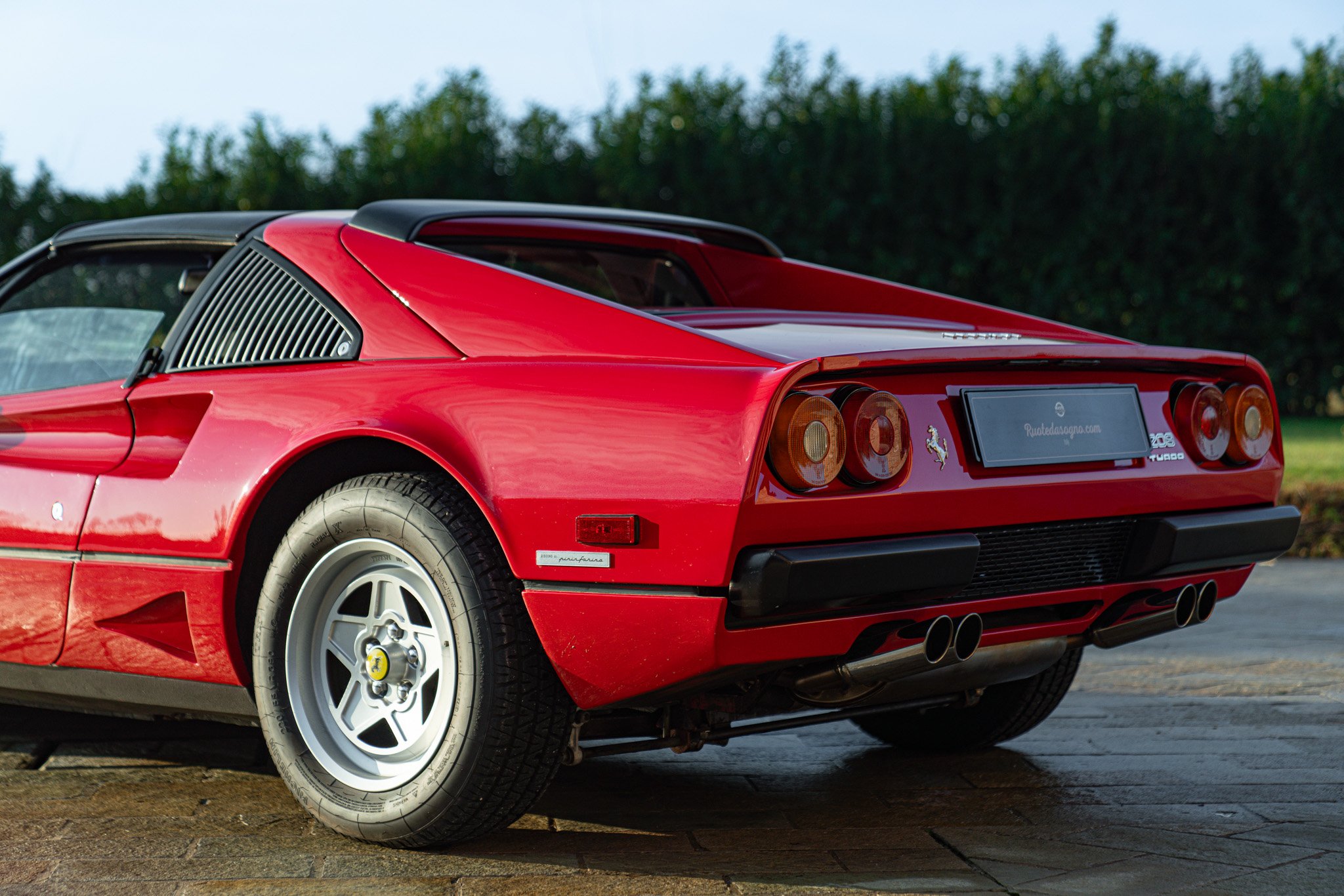 Ferrari FERRARI 208 GTS TURBO 