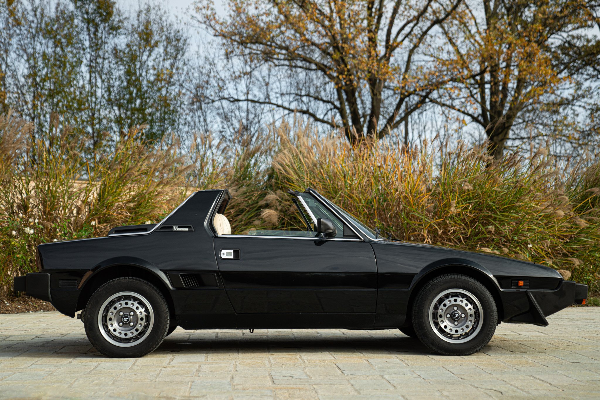 Fiat X1/9 FIVE SPEED 