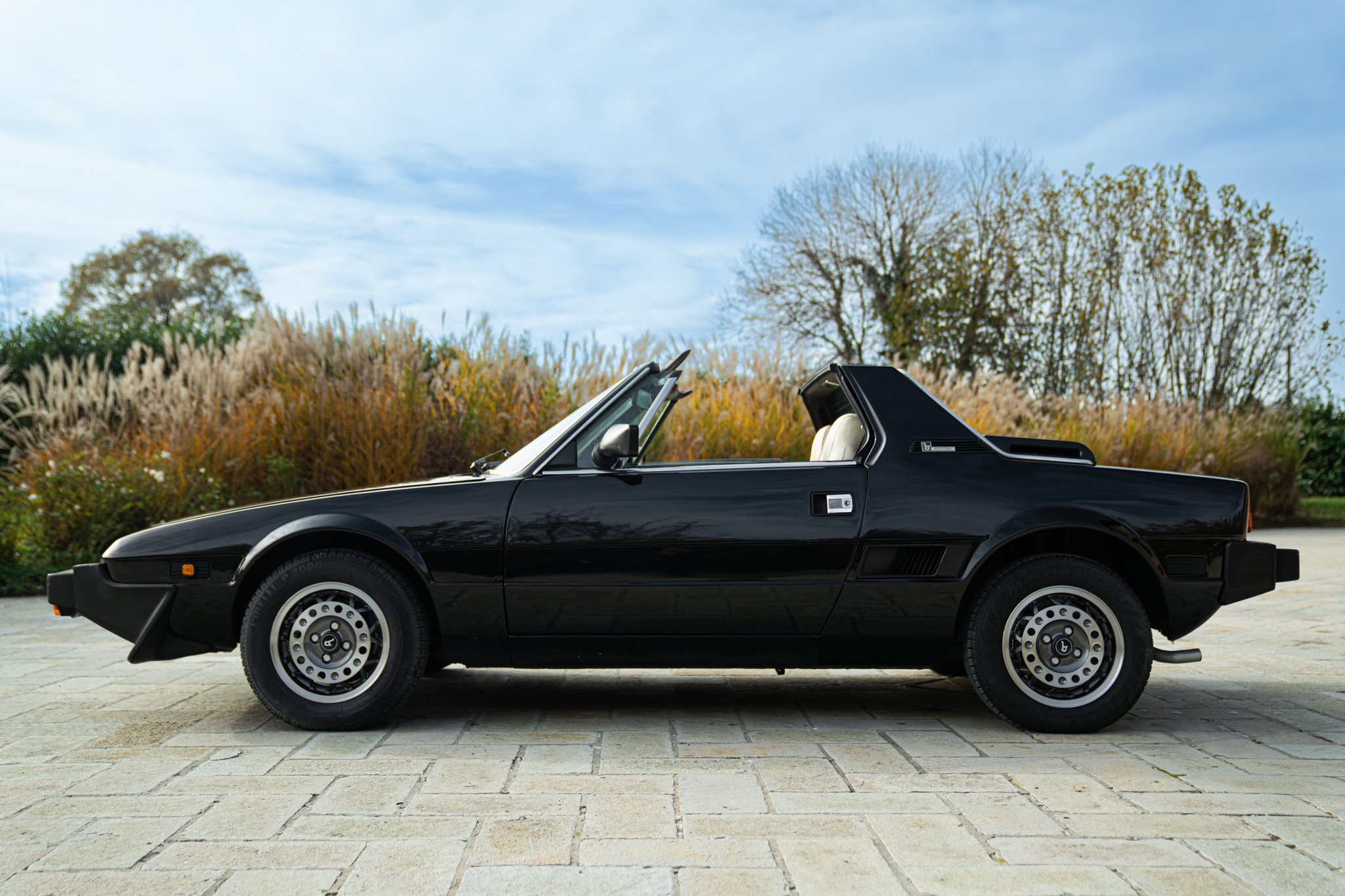 Fiat X1/9 FIVE SPEED 