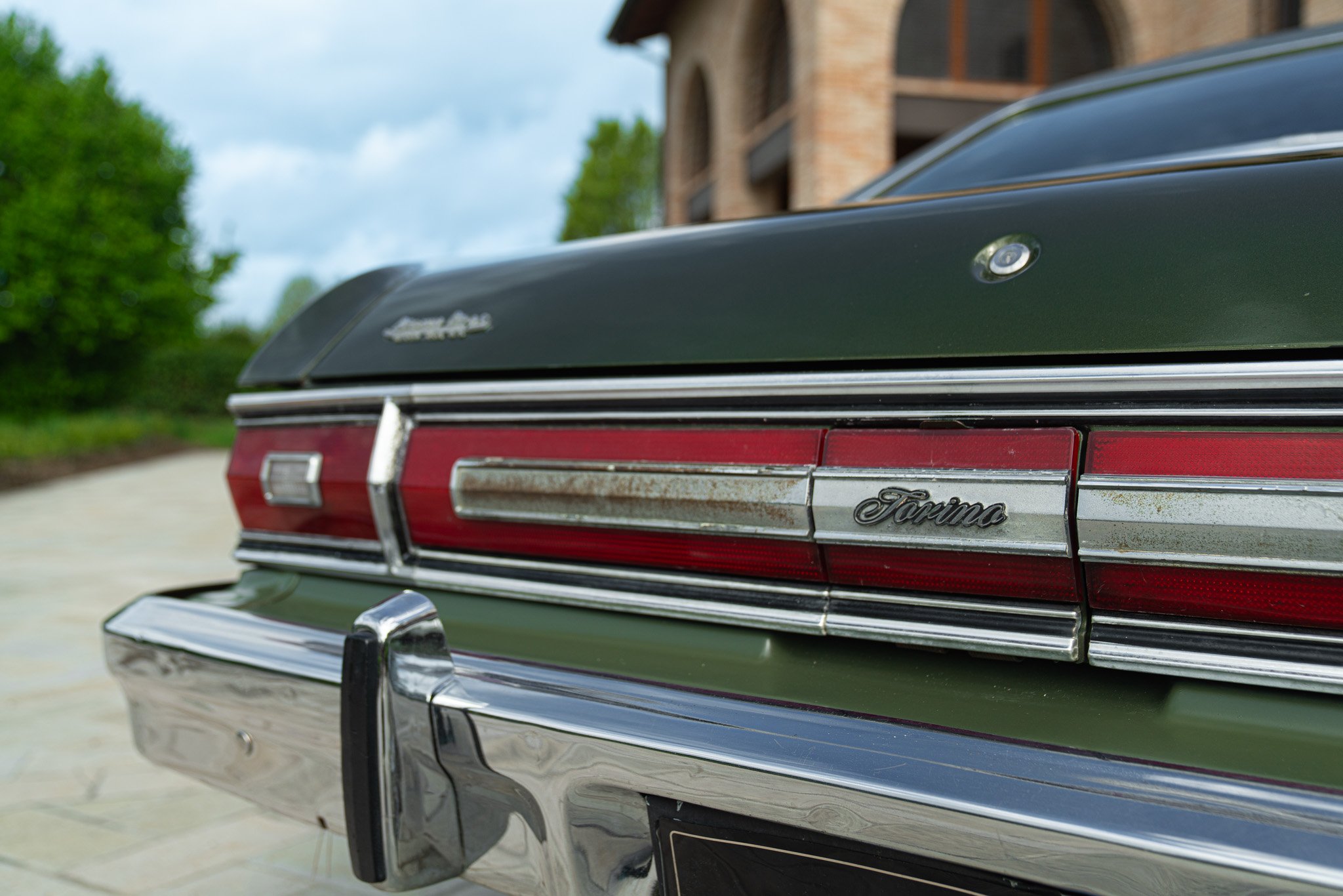 Ford GRAN TORINO 4 DOOR 5.7 V8 BROUGHAM 