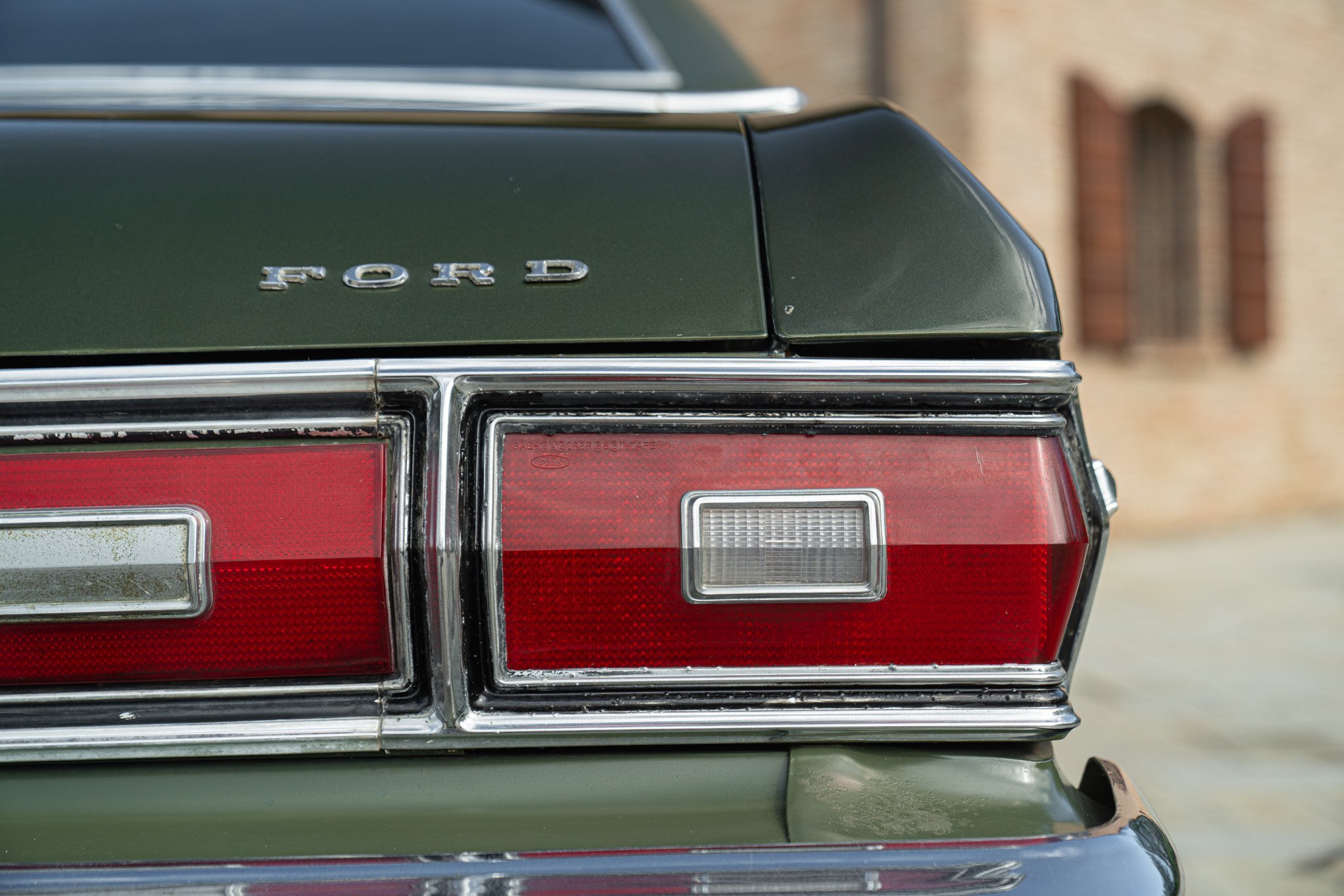 Ford GRAN TORINO 4 DOOR 5.7 V8 BROUGHAM 