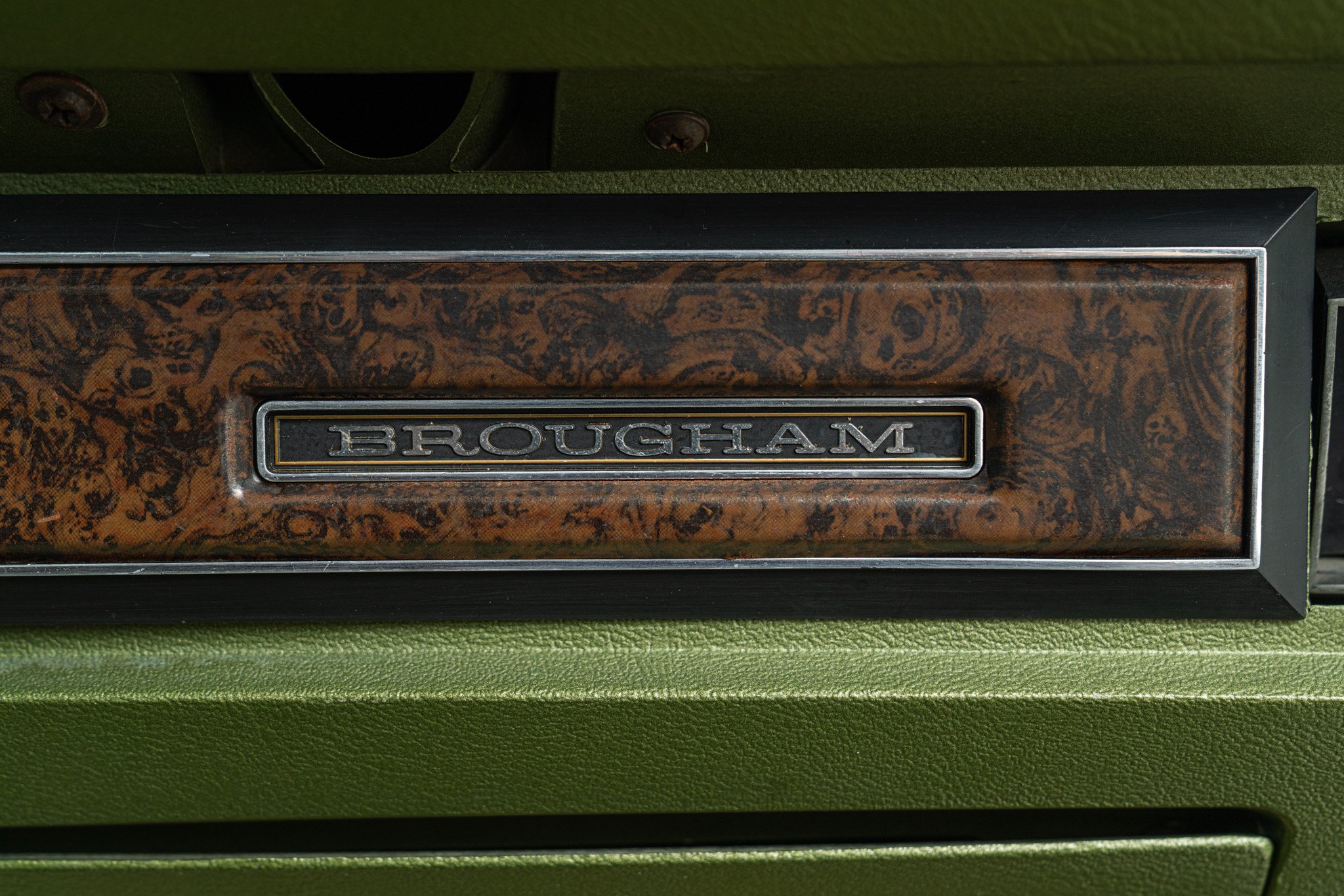 Ford GRAN TORINO 4 DOOR 5.7 V8 BROUGHAM 