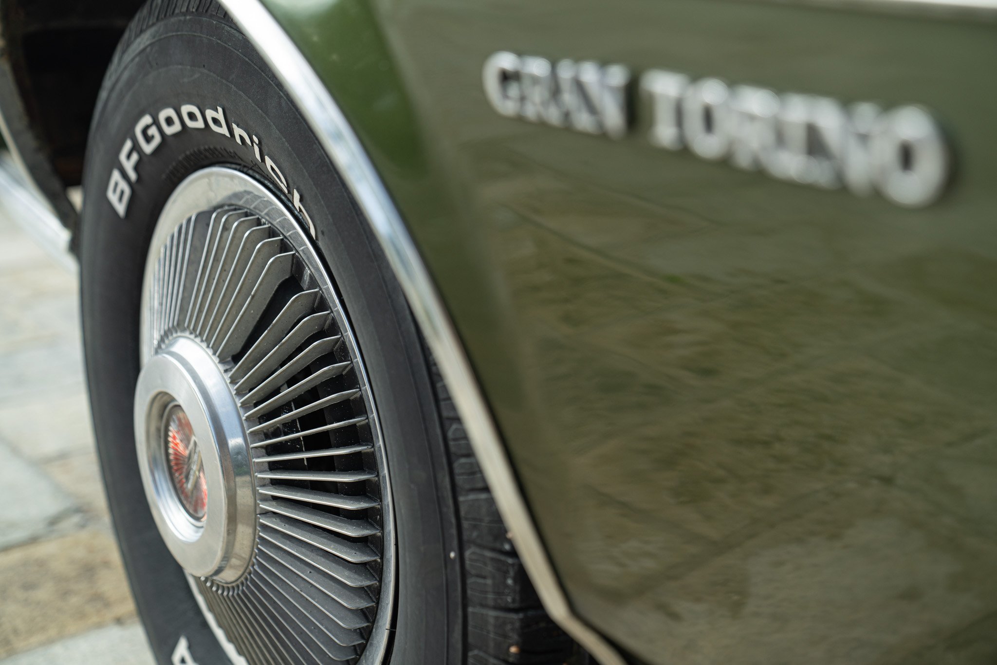 Ford GRAN TORINO 4 DOOR 5.7 V8 BROUGHAM 