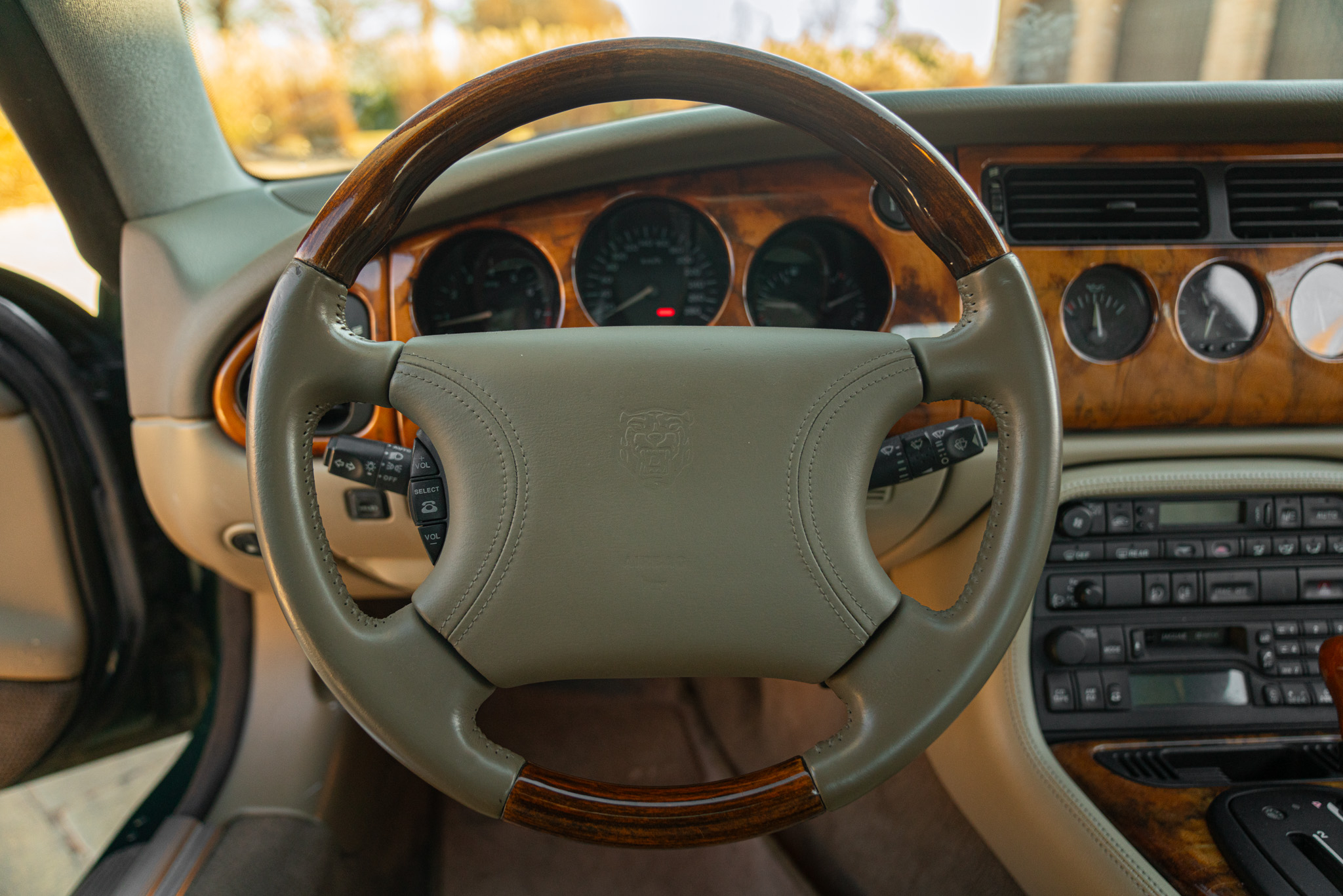 Jaguar XK8 