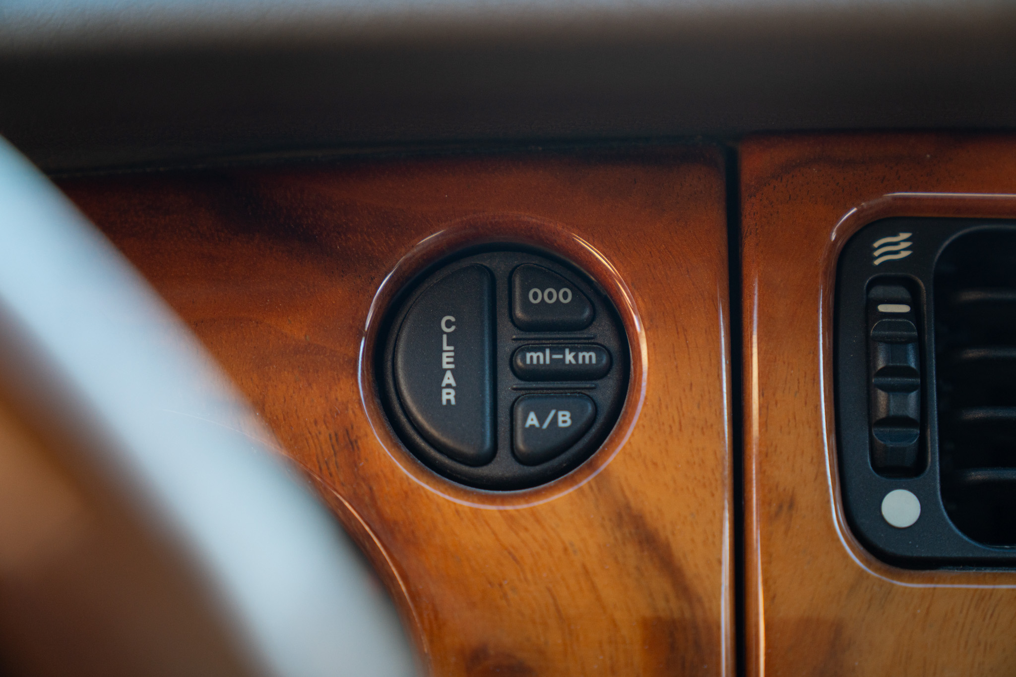Jaguar XK8 
