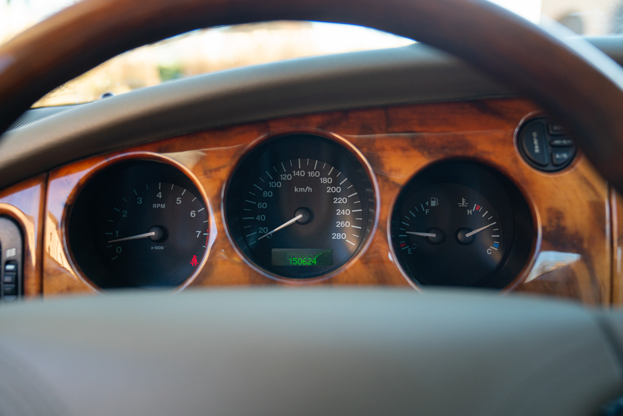 Jaguar XK8 