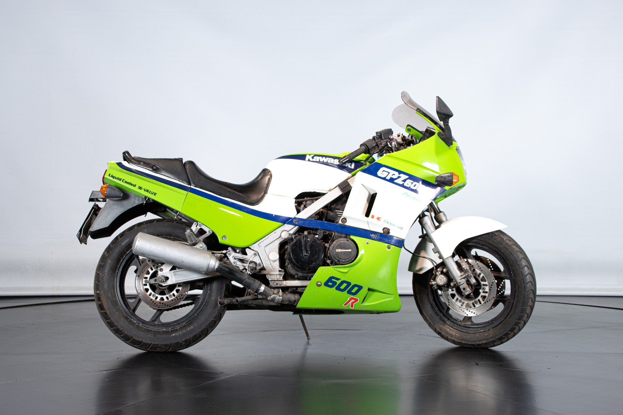 Kawasaki GPZ 600 R 