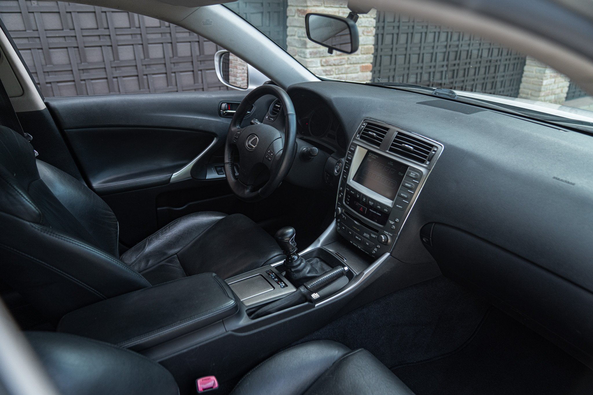 Lexus IS 220 D 