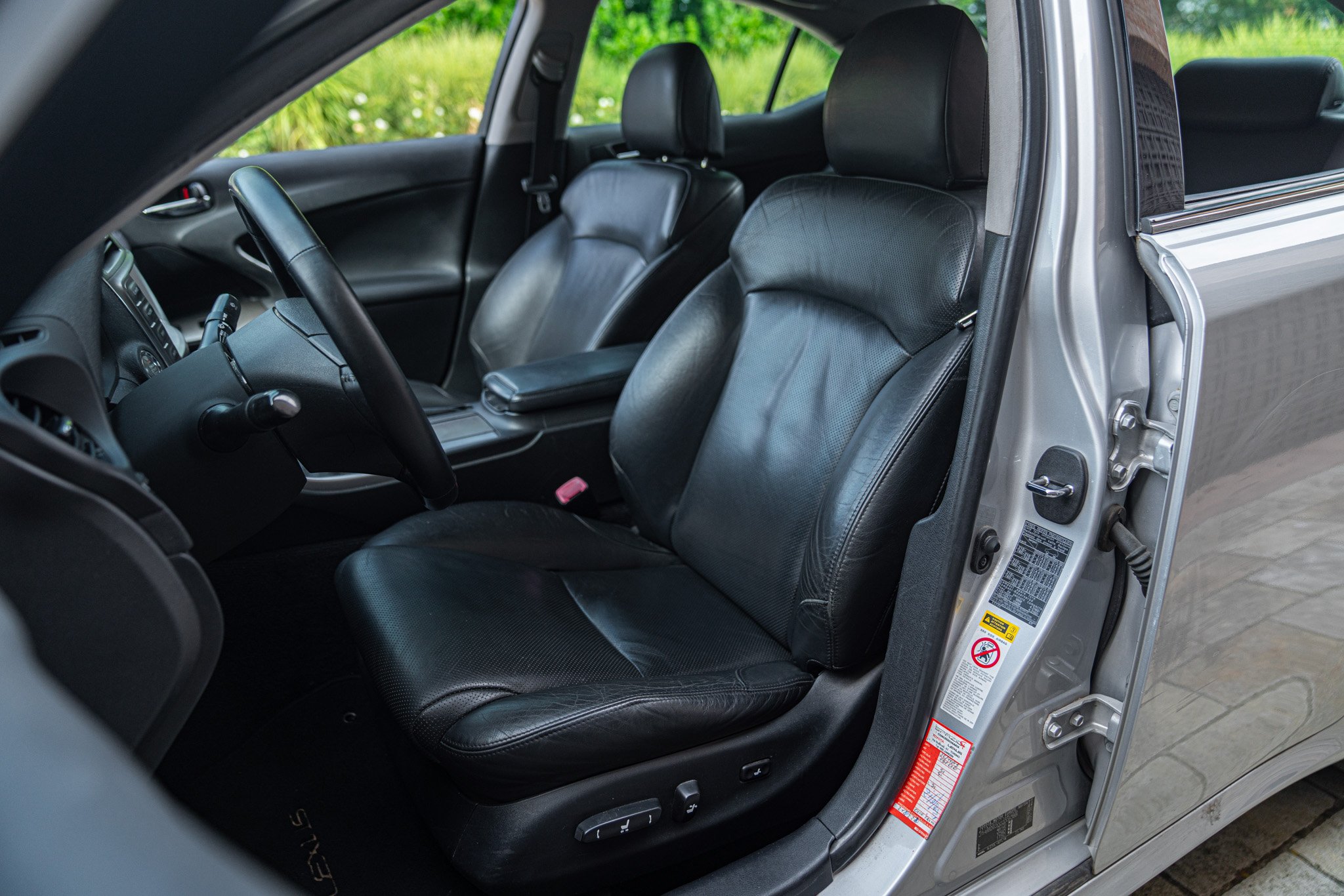 Lexus IS 220 D 