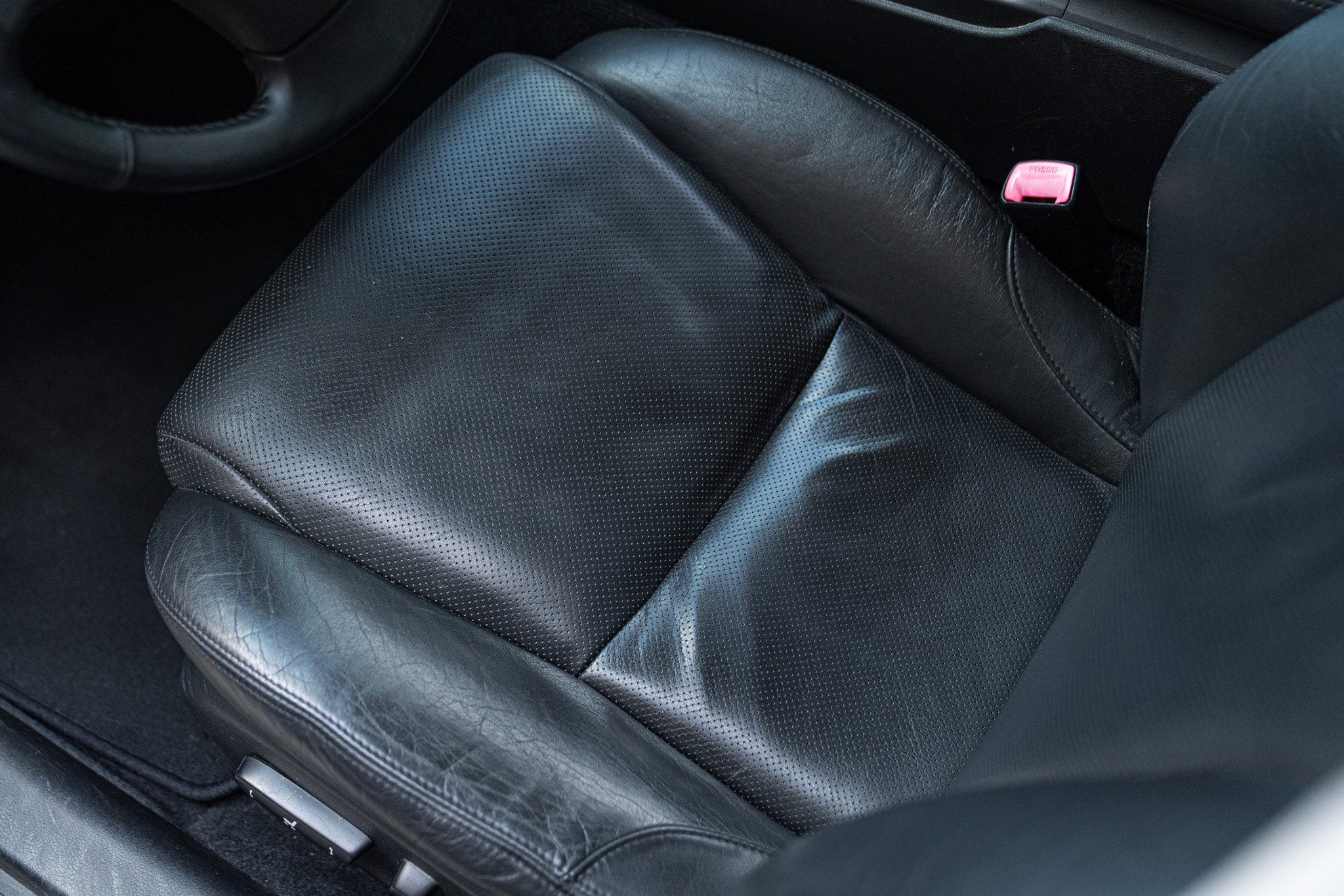 Lexus IS 220 D 