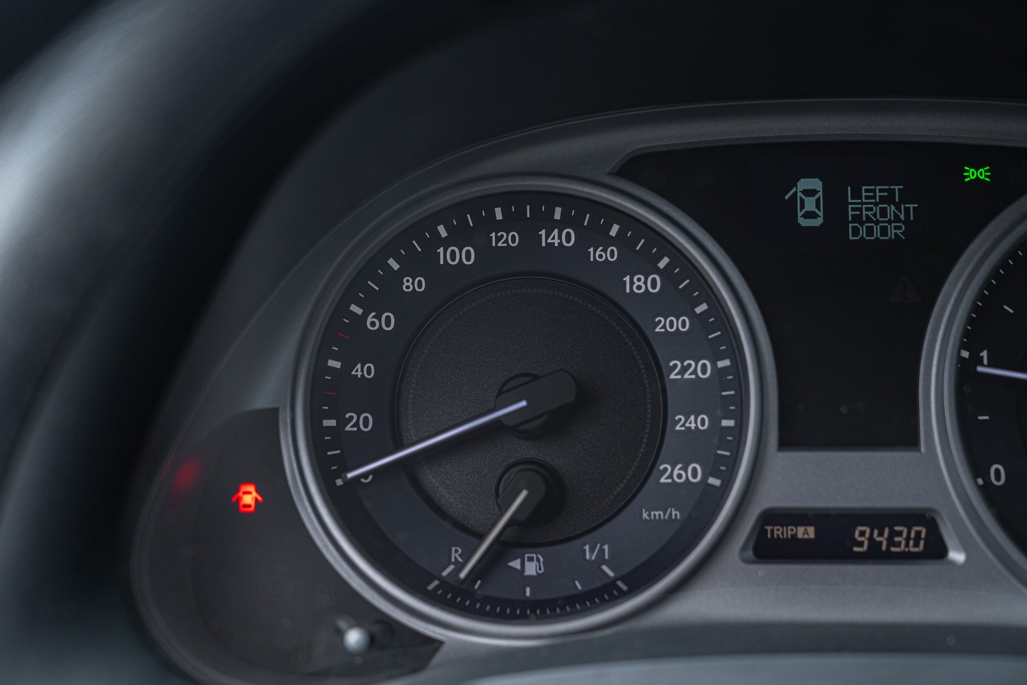 Lexus IS 220 D 