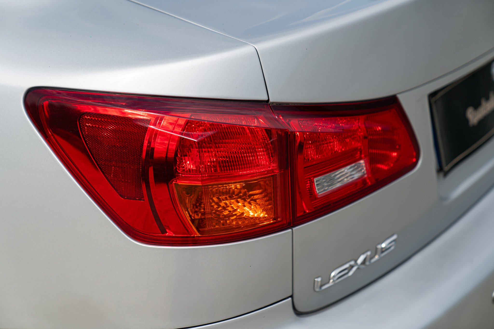 Lexus IS 220 D 