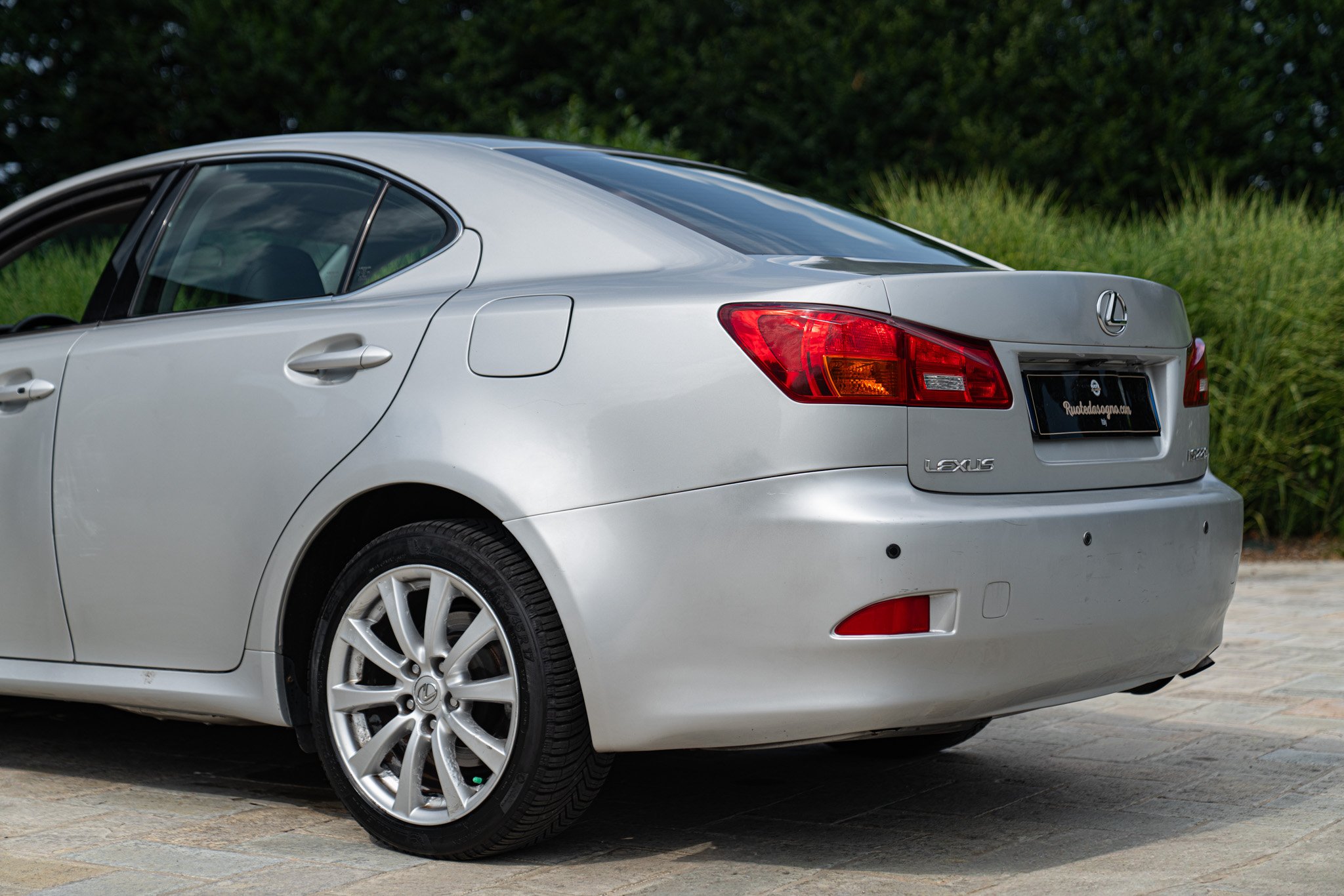 Lexus IS 220 D 