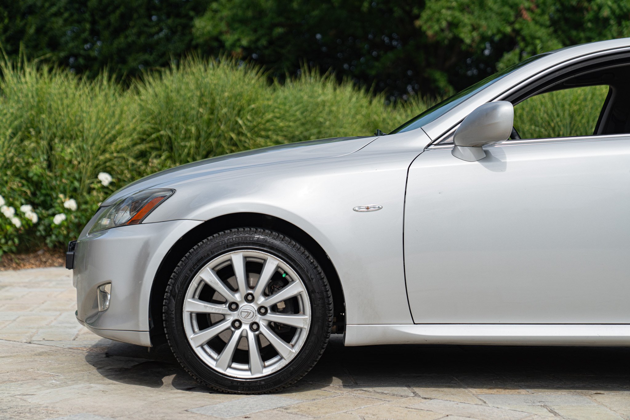 Lexus IS 220 D 