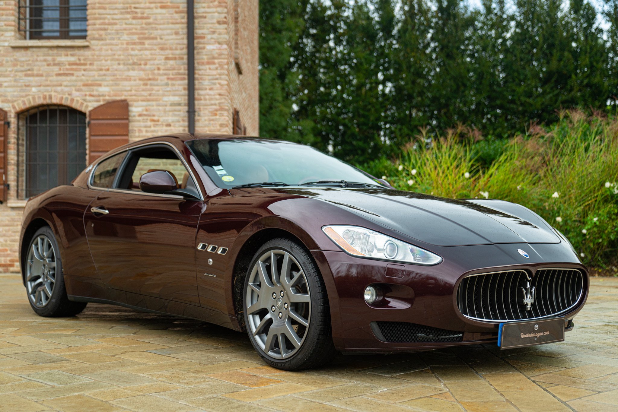 Maserati GRANTURISMO 