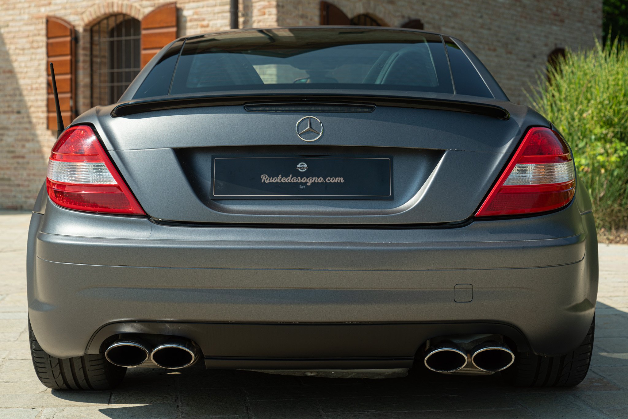 Mercedes Benz SLK 55 AMG 