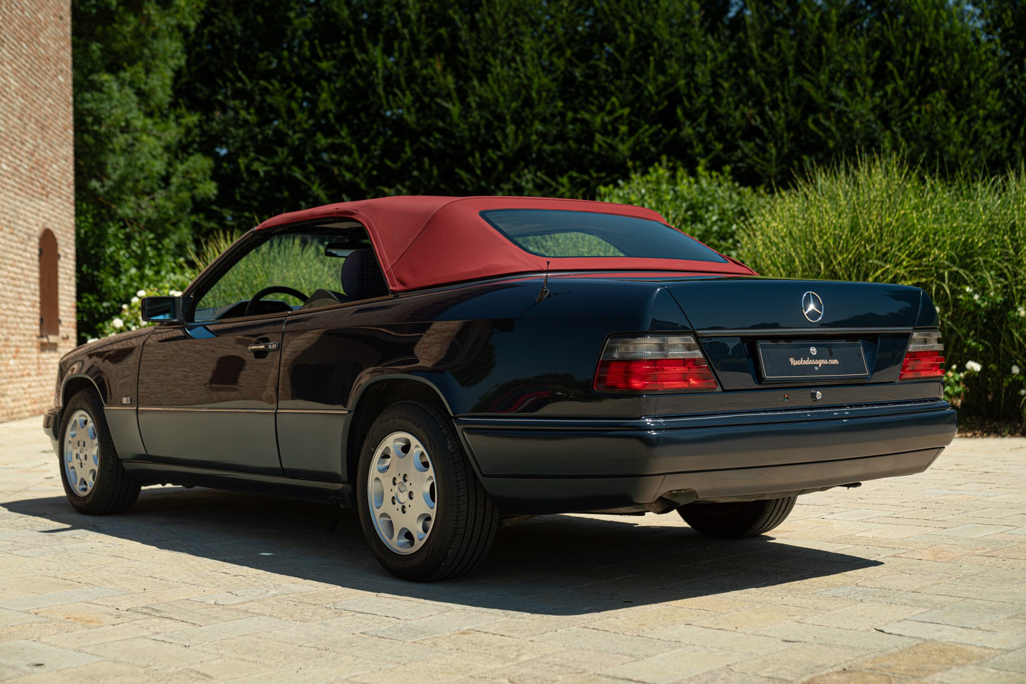 Mercedes Benz CE 200 CABRIO 