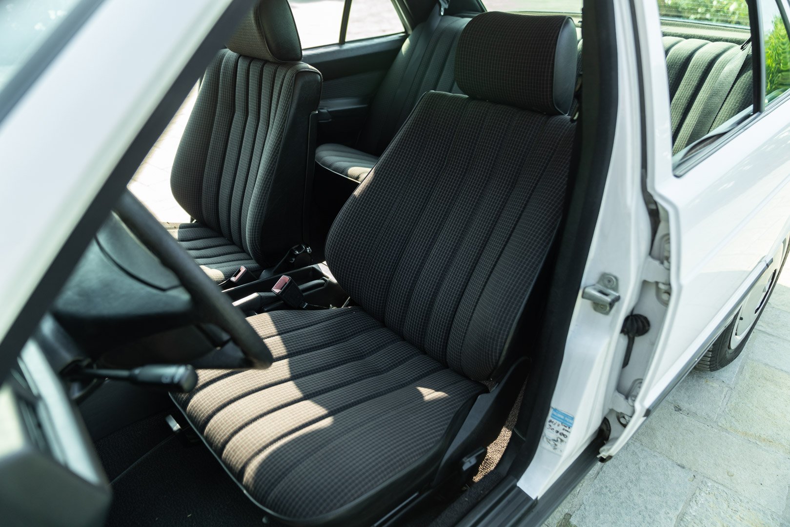 Mercedes Benz 190 E 