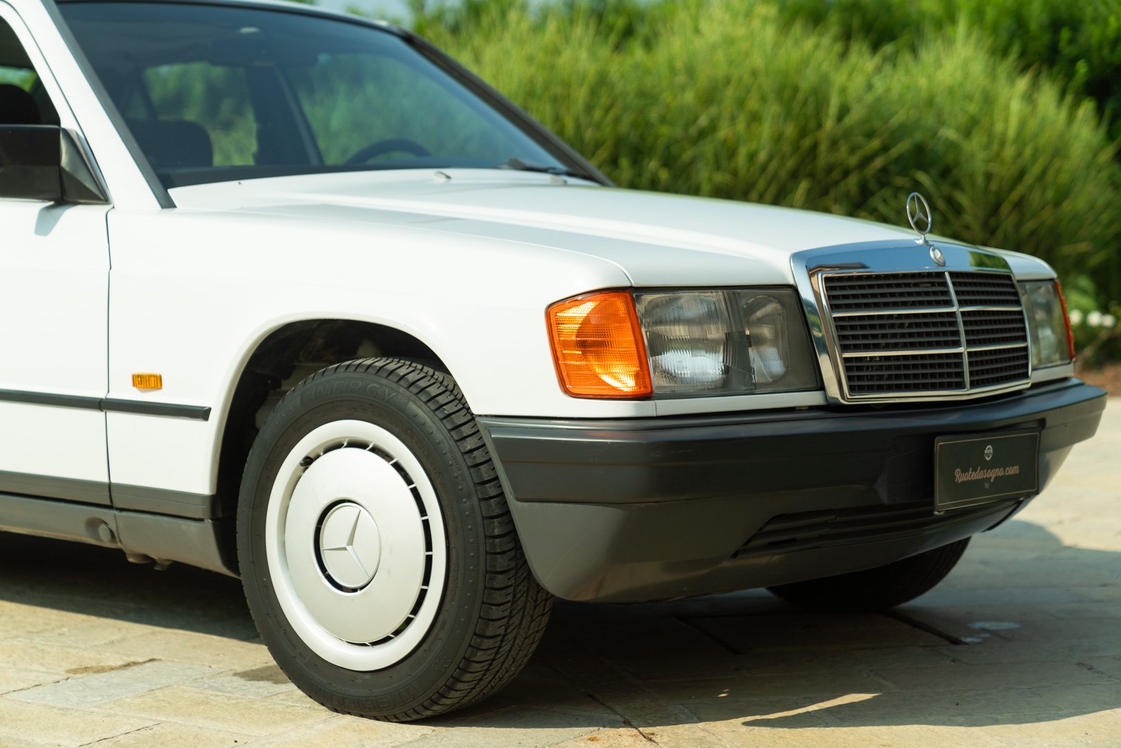 Mercedes Benz 190 E 
