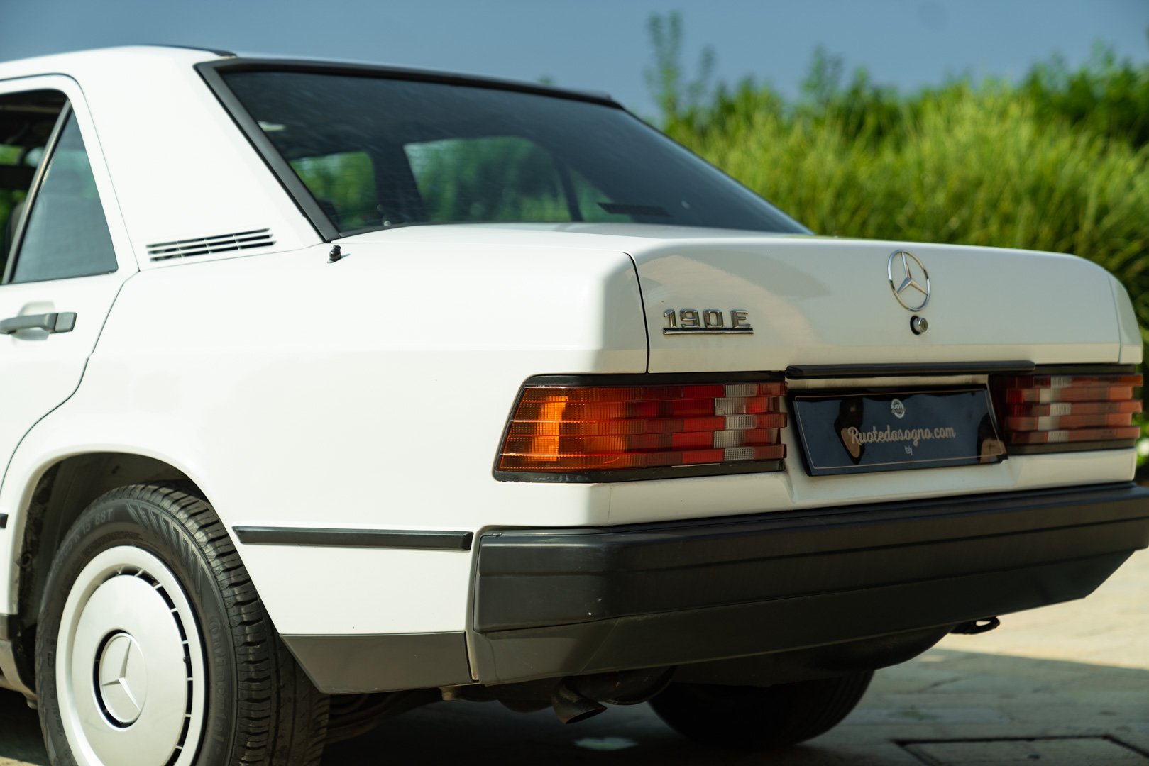 Mercedes Benz 190 E 