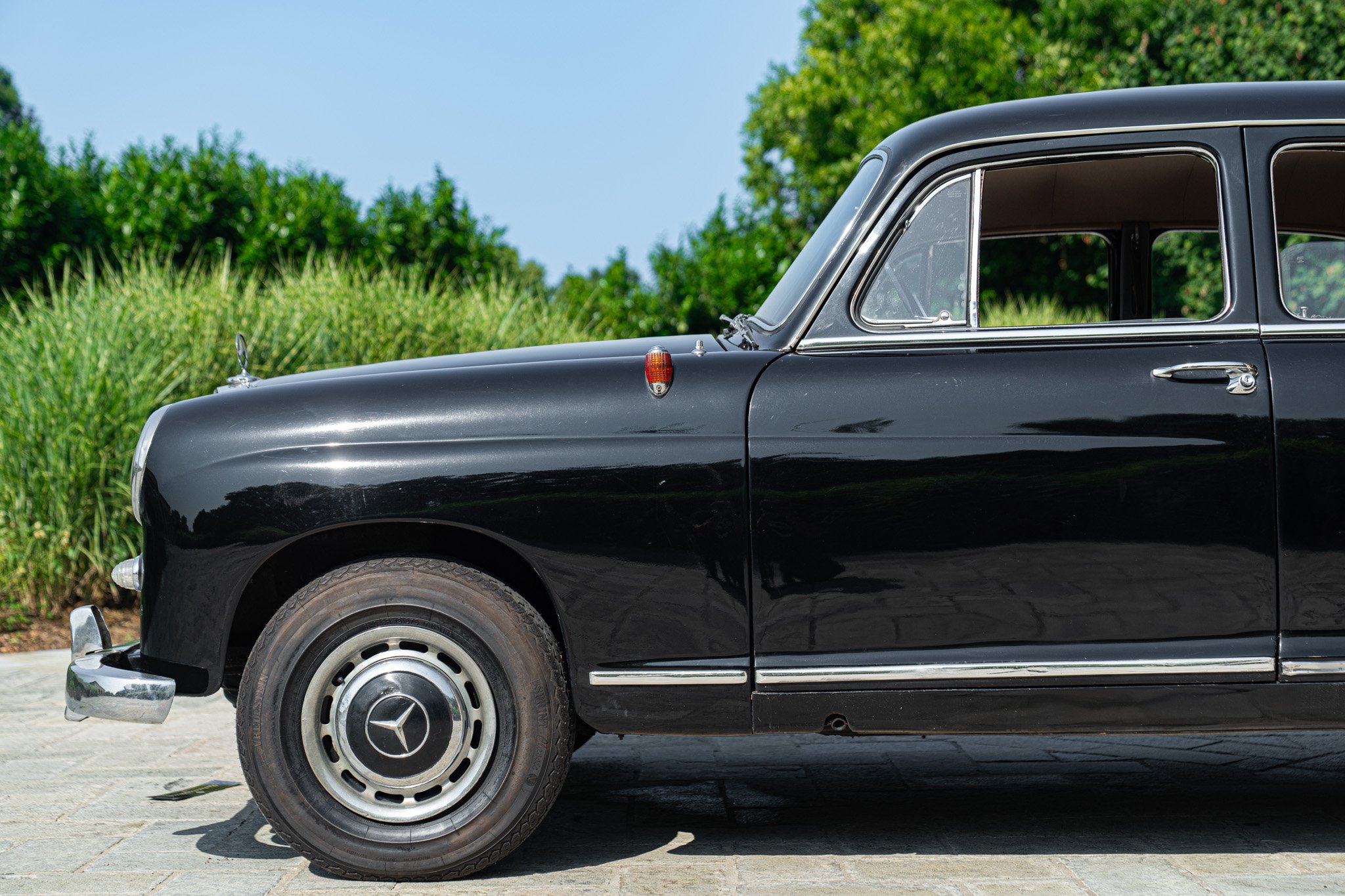 Mercedes Benz 190 