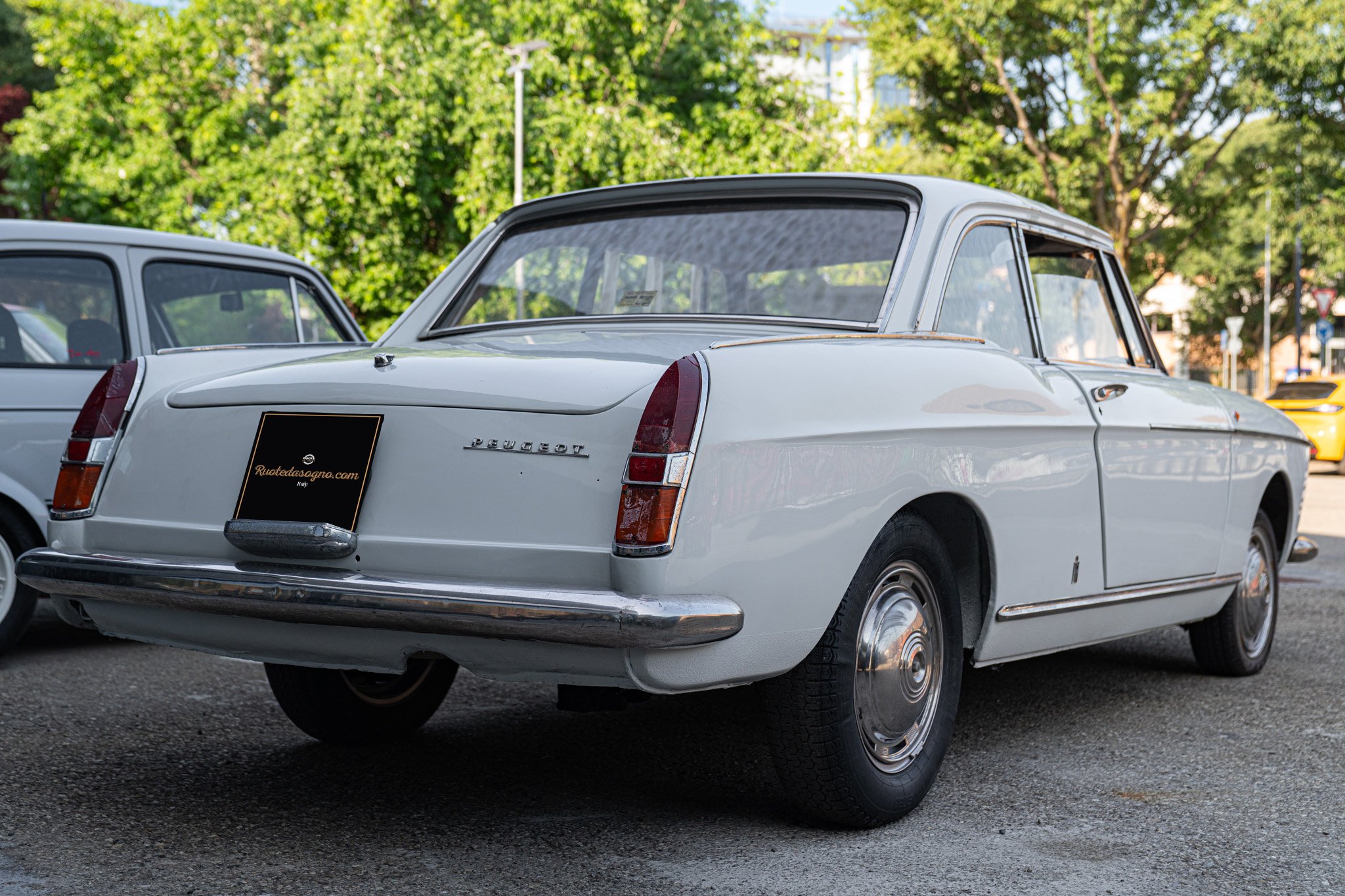 Peugeot 404 COUPE\' PININFARINA 
