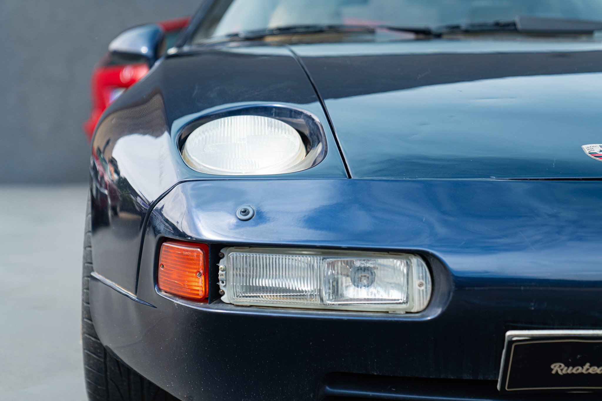 Porsche 928 