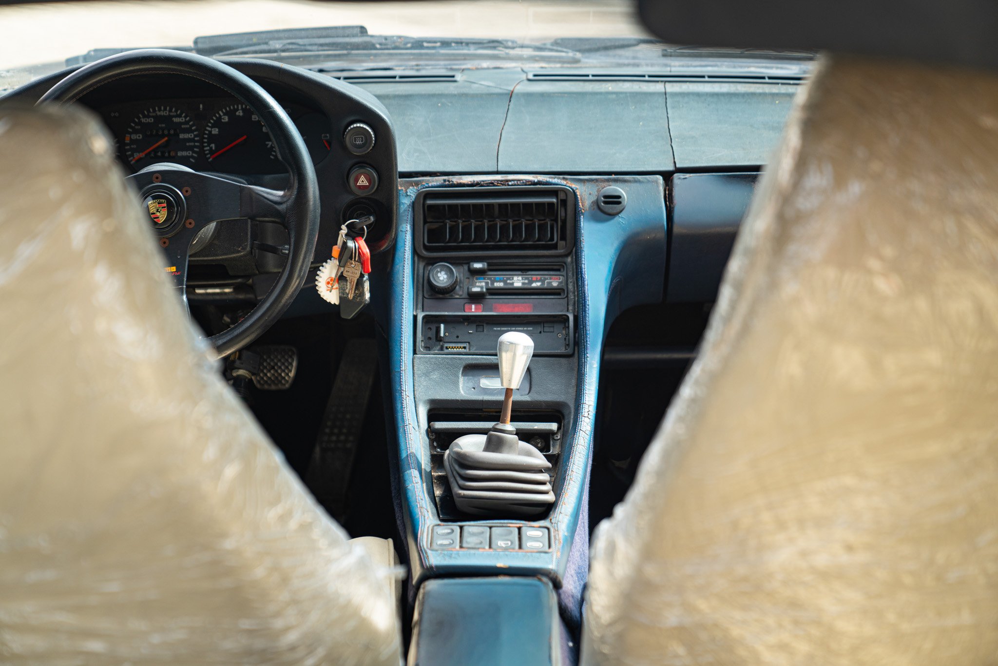 Porsche 928 