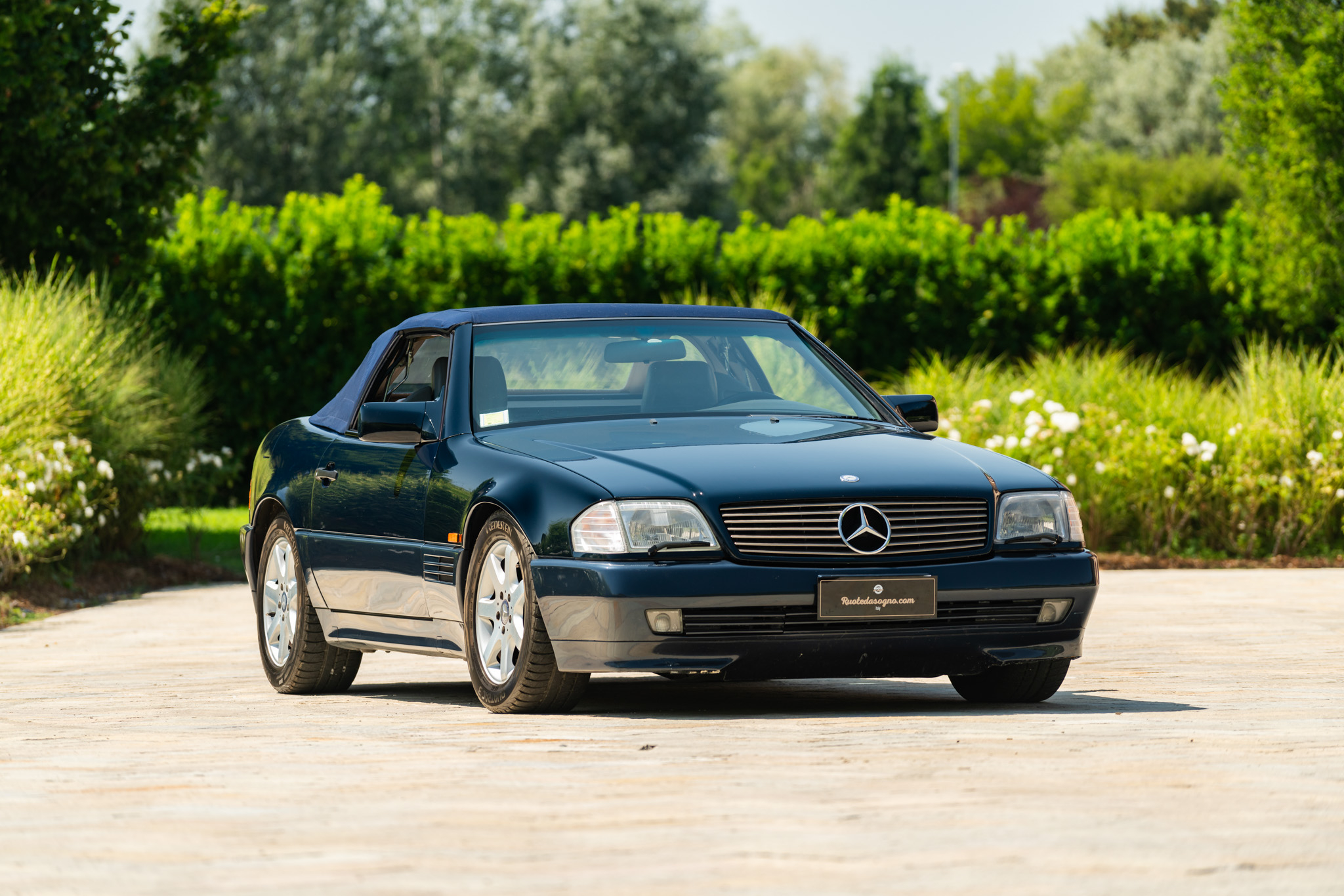 Mercedes Benz 500 SL 