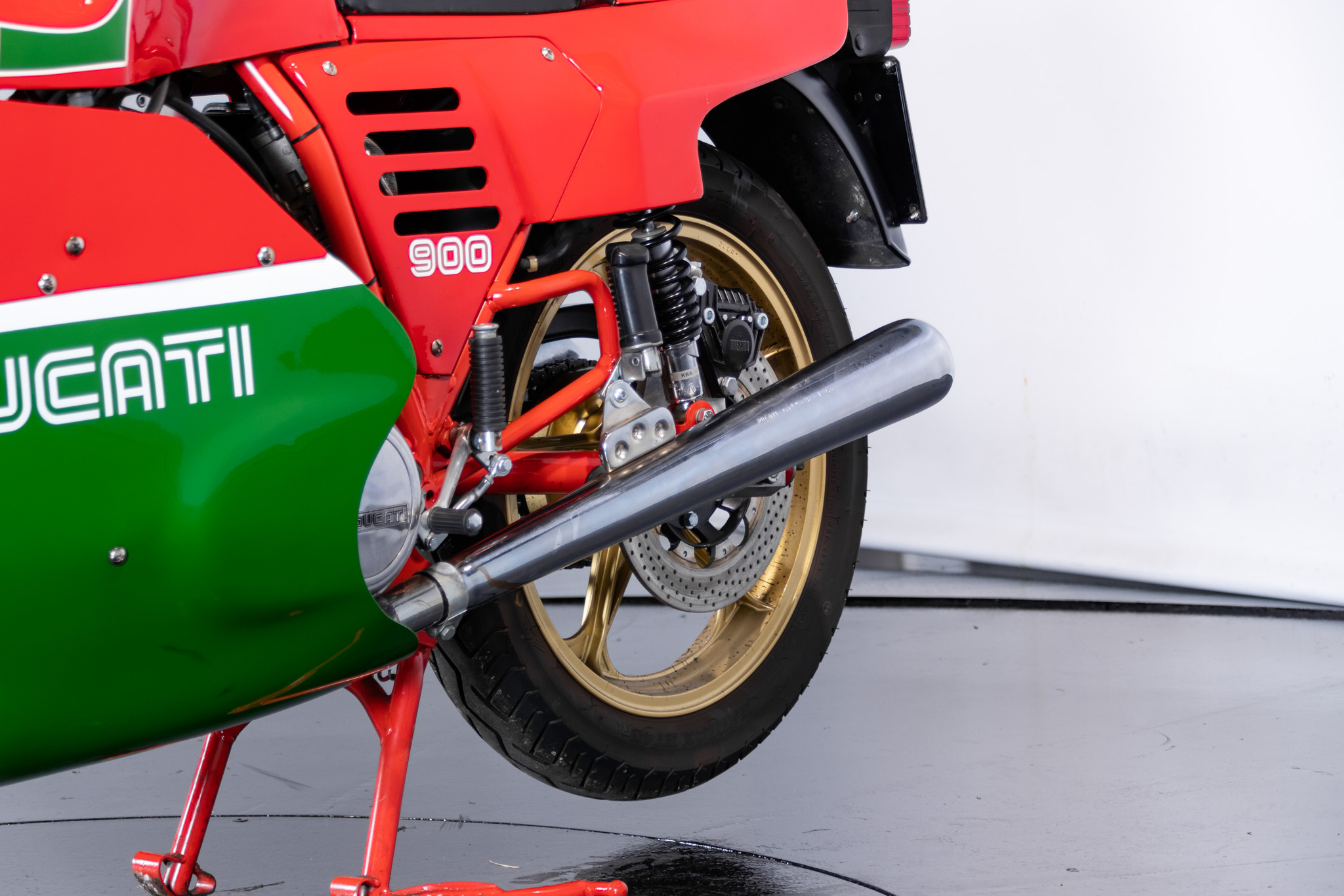 Ducati MHR 900 Mike Hailwood Replica 