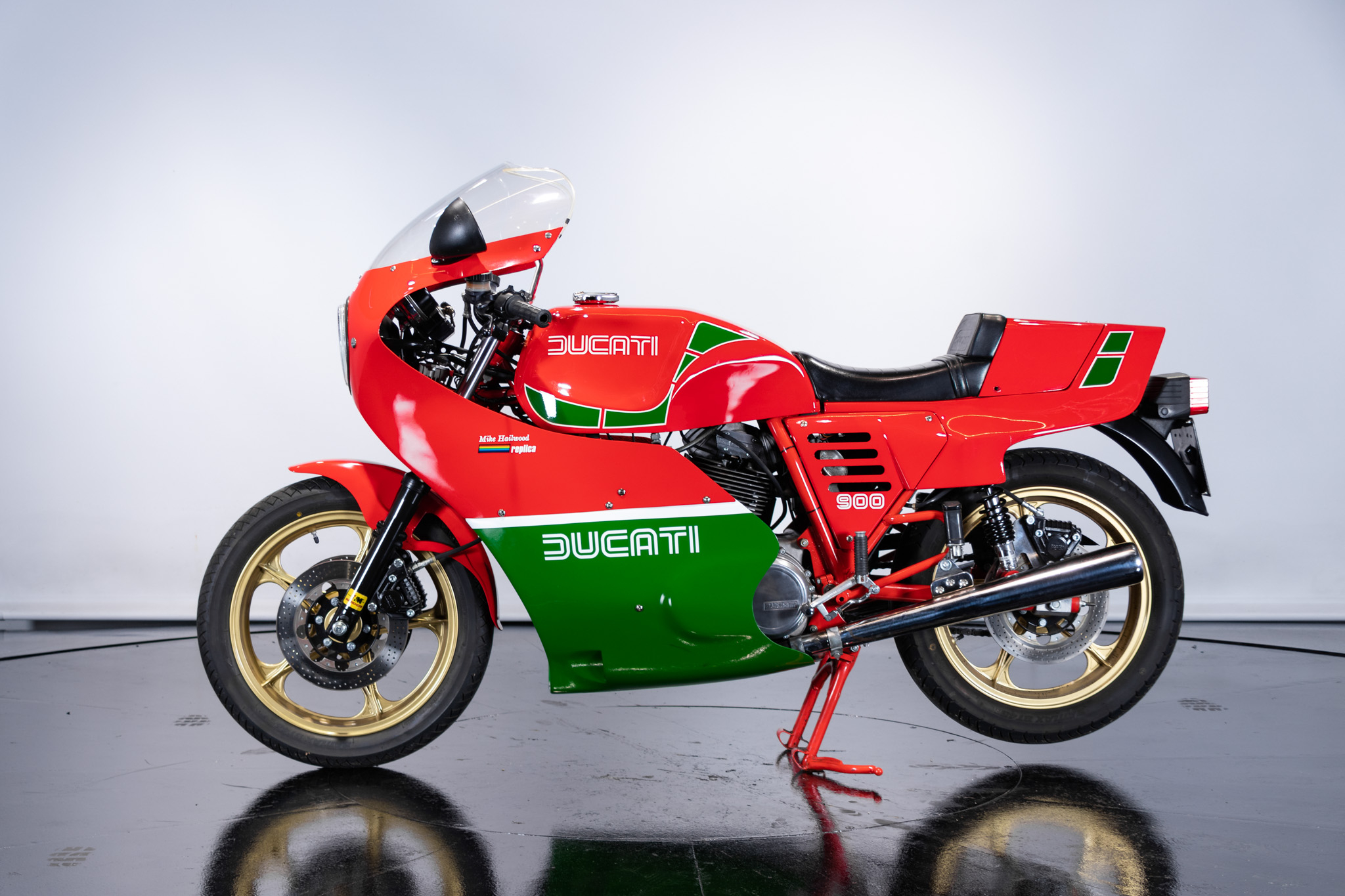 Ducati MHR 900 Mike Hailwood Replica 