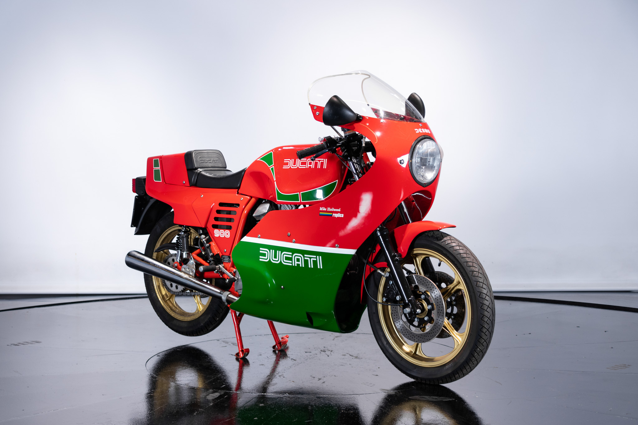 Ducati MHR 900 Mike Hailwood Replica 